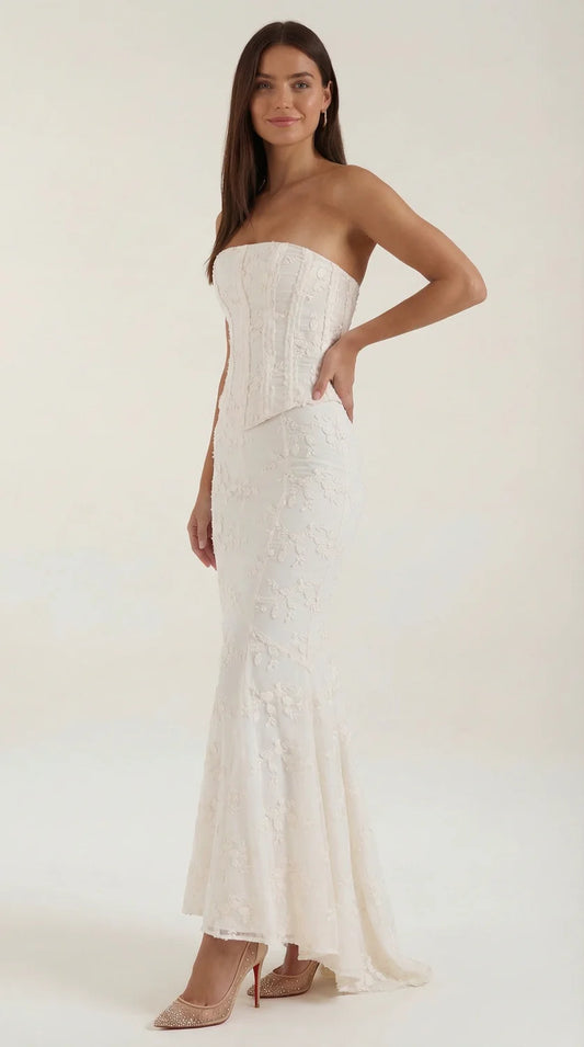 Lace Maxi Dress – White Corset Mermaid
