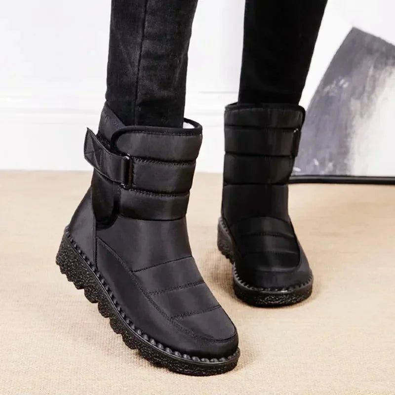 Black Snow Boots – Quilted Waterproof Winter Buckle