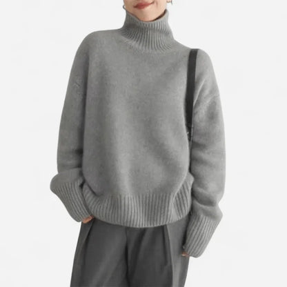Grey Turtleneck Sweater – Oversized Roll-Neck Winter