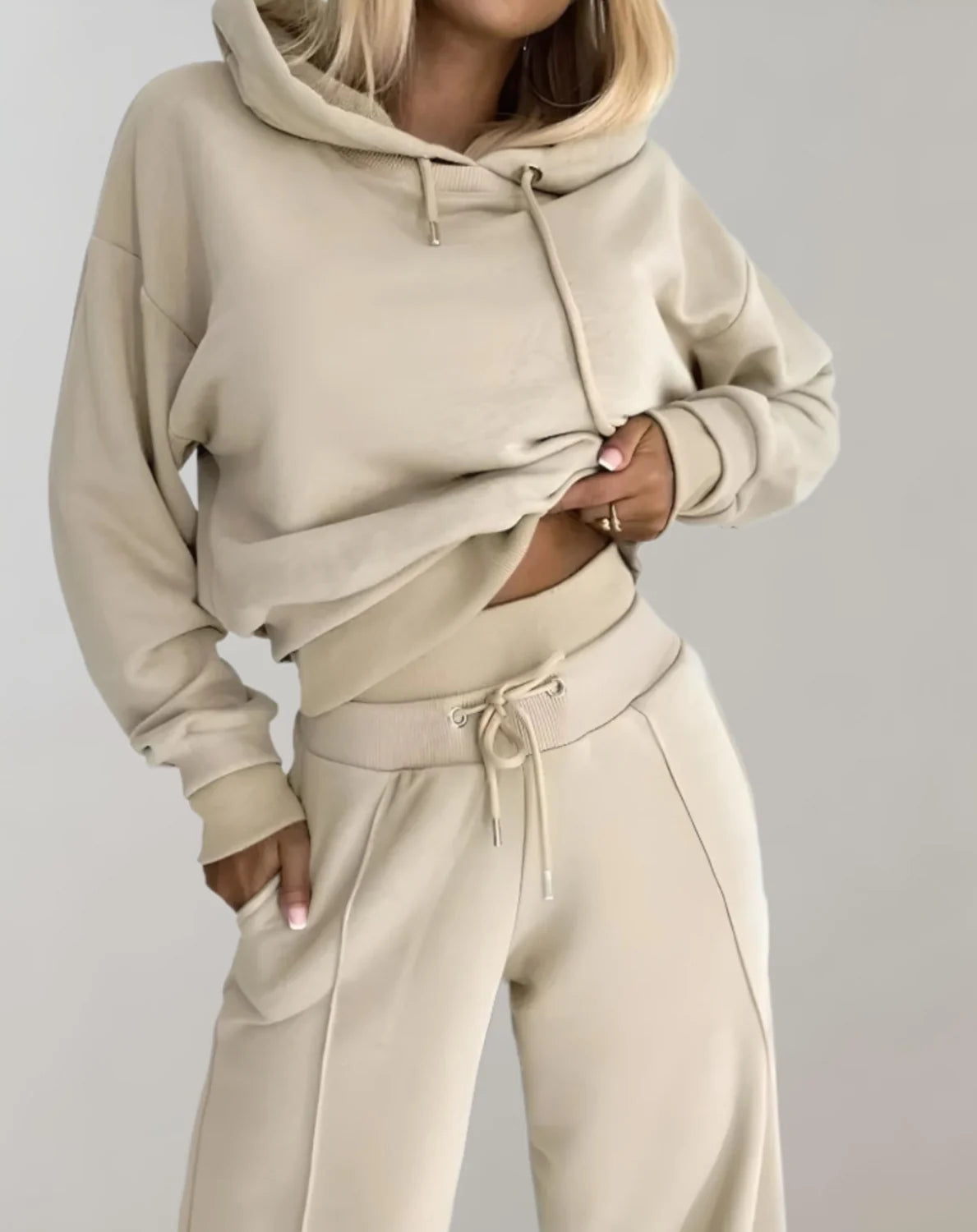 Black Sweat Set – Cropped Hoodie and Pants Two-Piece - Beige