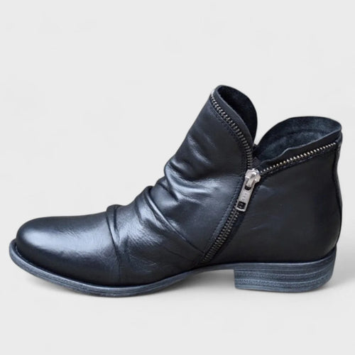 Ankle Boots Black Ruched Side Zip