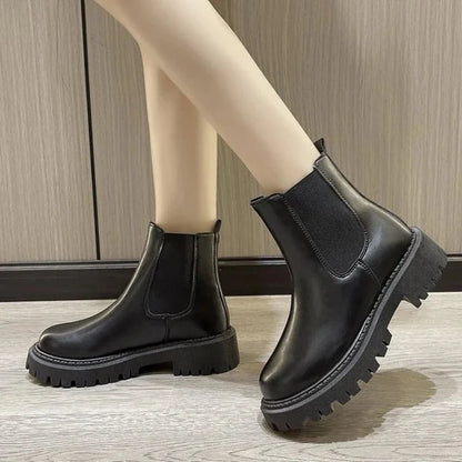Black Chelsea Boots Women Chunky Sole view 4