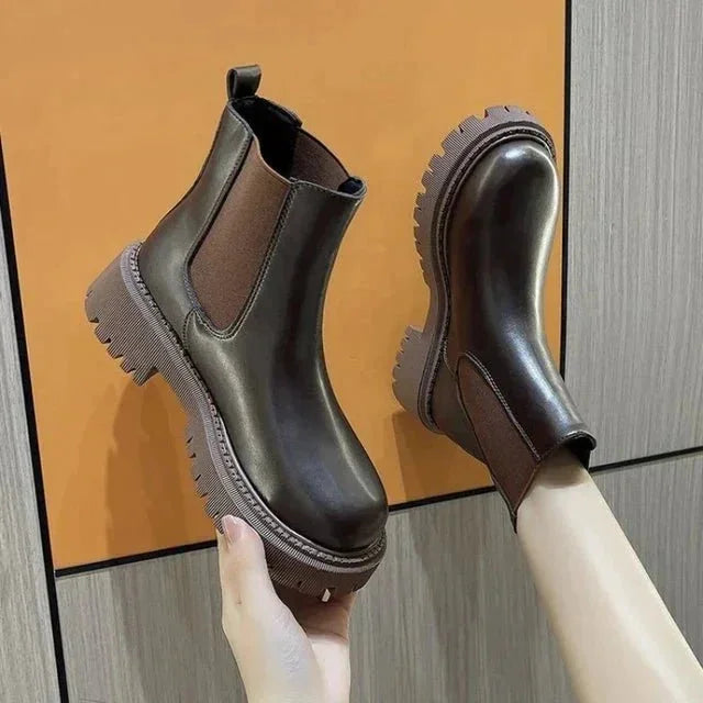 Black Chelsea Boots Women Chunky Sole view 6
