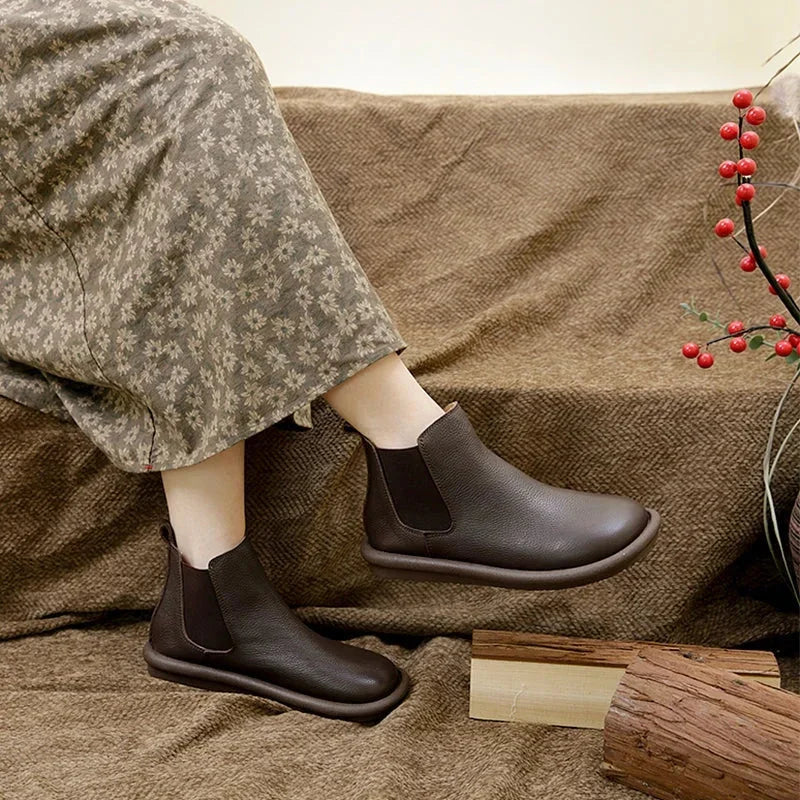 Black Chelsea Boots Women Round Toe - Brown