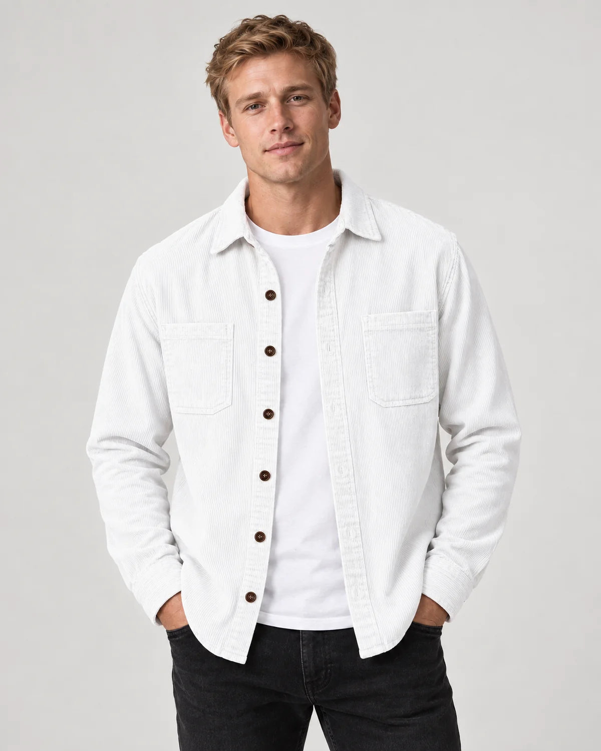 Men's shirt jacket with flap chest pockets in White