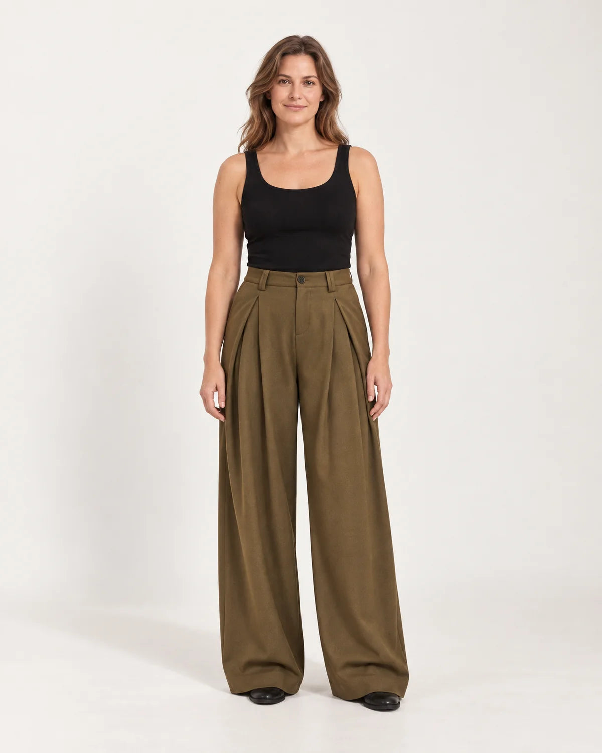 Women's pleated wide-leg pants in Olive Brown