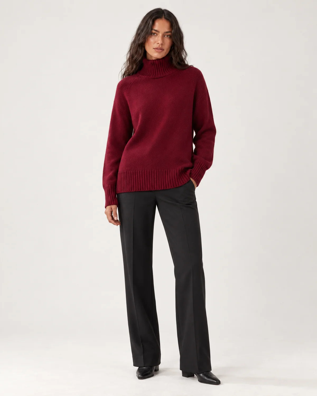 Adeline - Women's Sweaters in Bordeaux