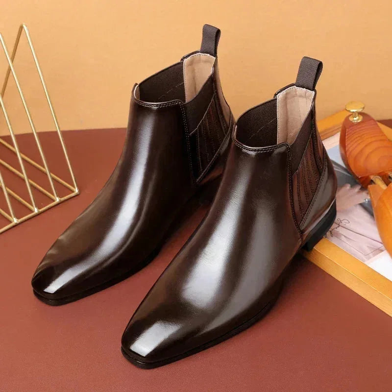 Chelsea Boots – Black Pointed Toe