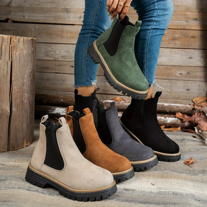 Chelsea Boots – Black Platform Lug Sole