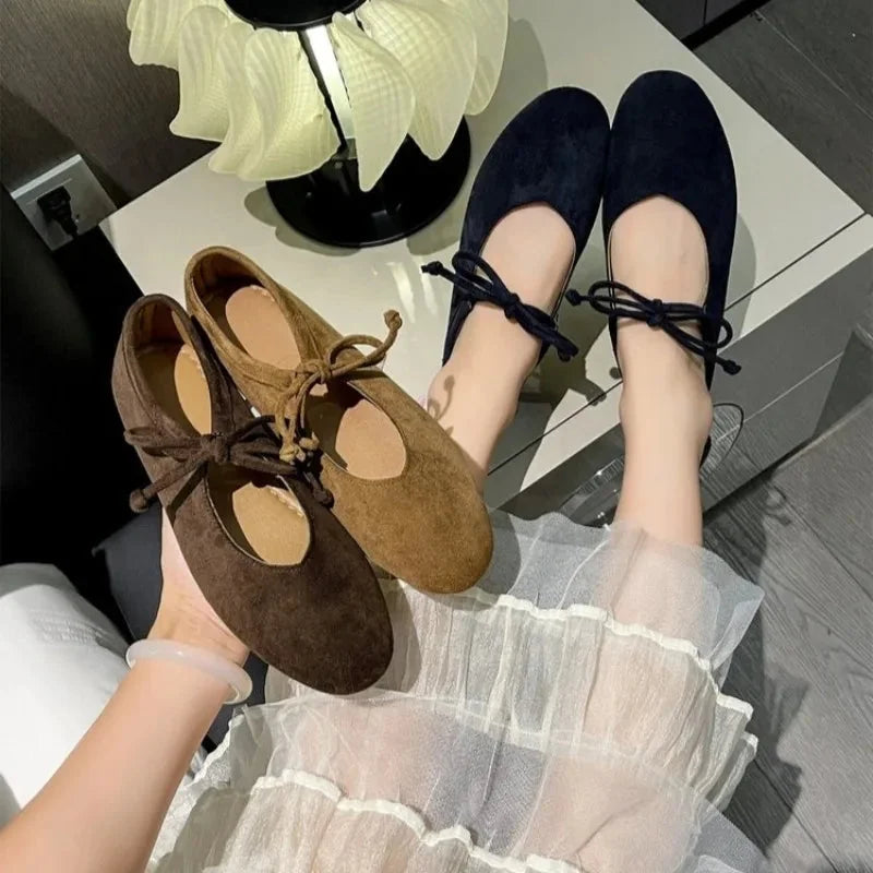Suede Lace-Up Round Toe Loafers