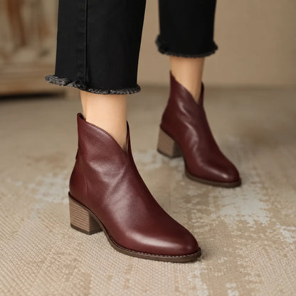 Felly | Low Heel Ankle Boots V-Cut