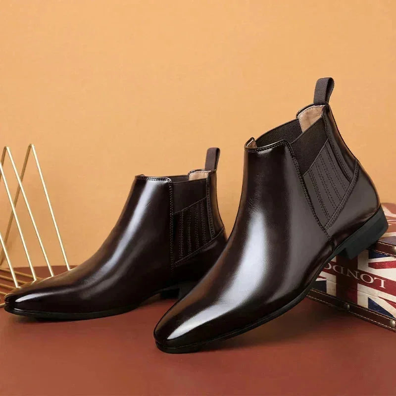 Chelsea Boots – Black Pointed Toe