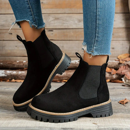 Chelsea Boots – Black Platform Lug Sole