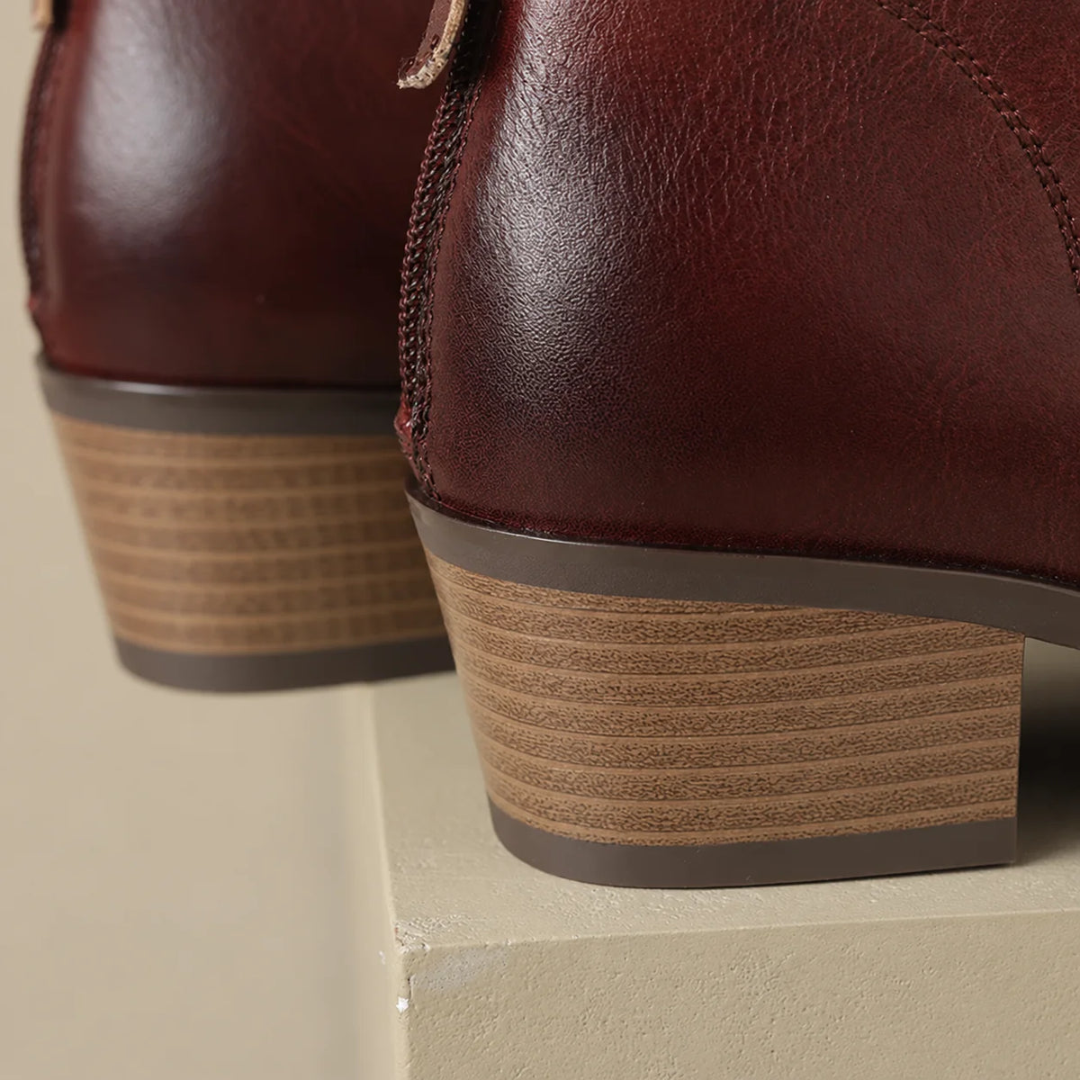 Felly | Low Heel Ankle Boots V-Cut